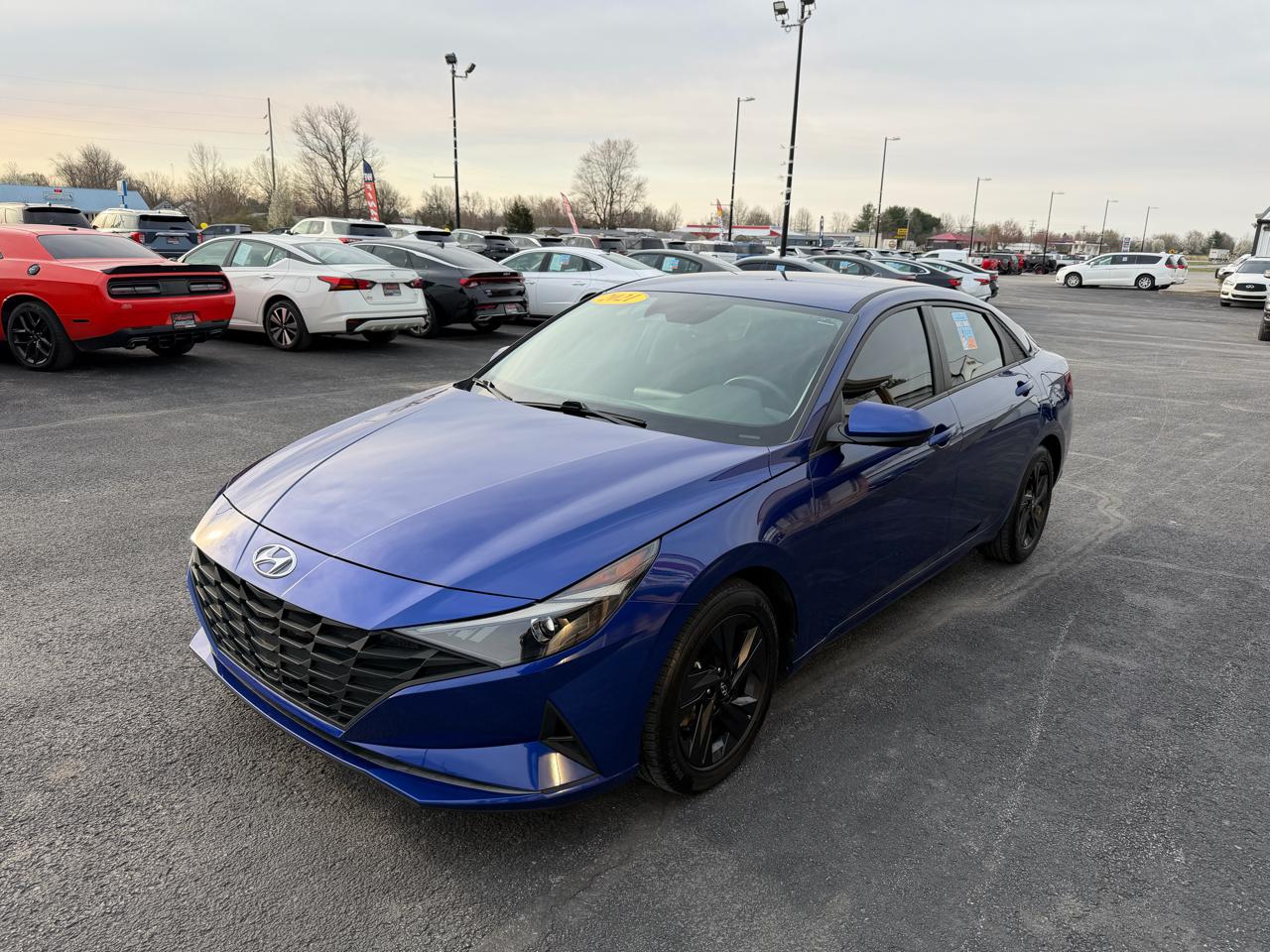 Hyundai Elantra SEL IVT 2021