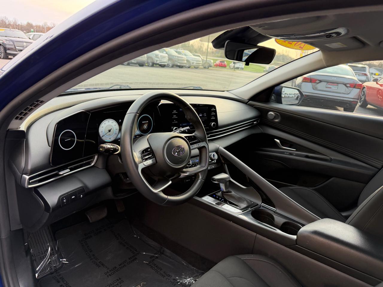 Hyundai Elantra SEL IVT 2021