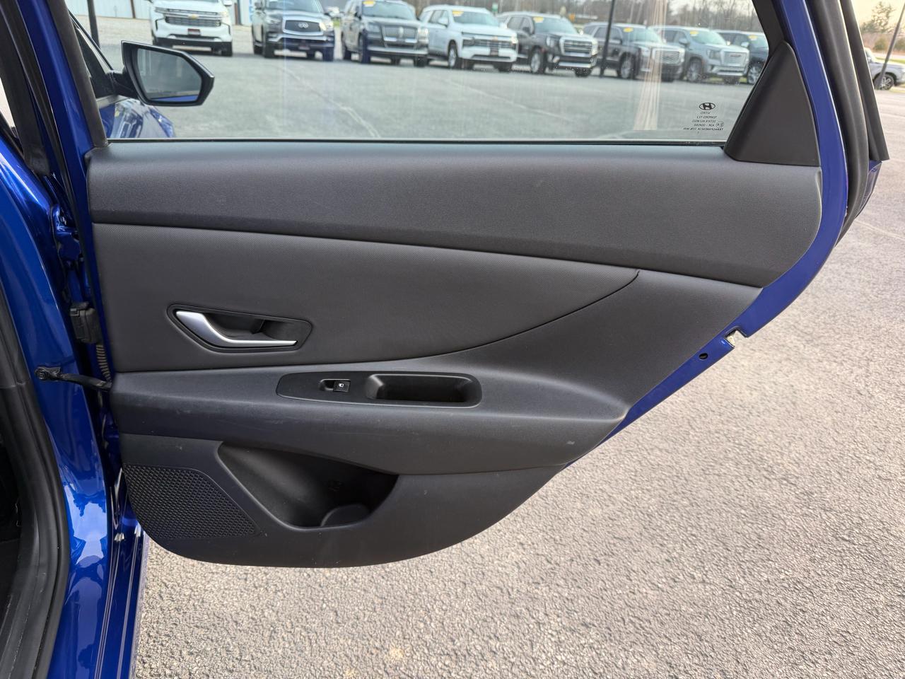 Hyundai Elantra SEL IVT 2021