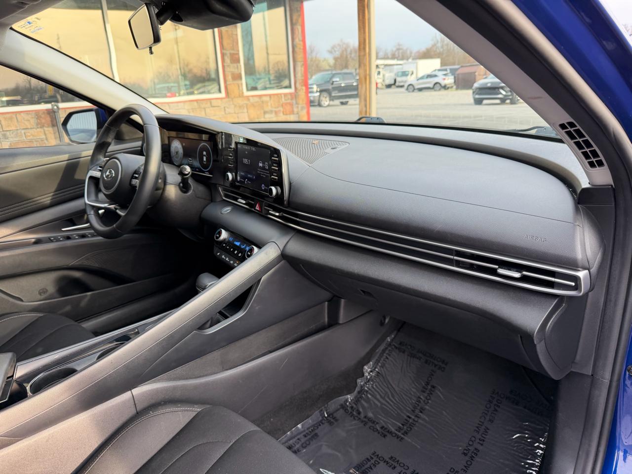 Hyundai Elantra SEL IVT 2021