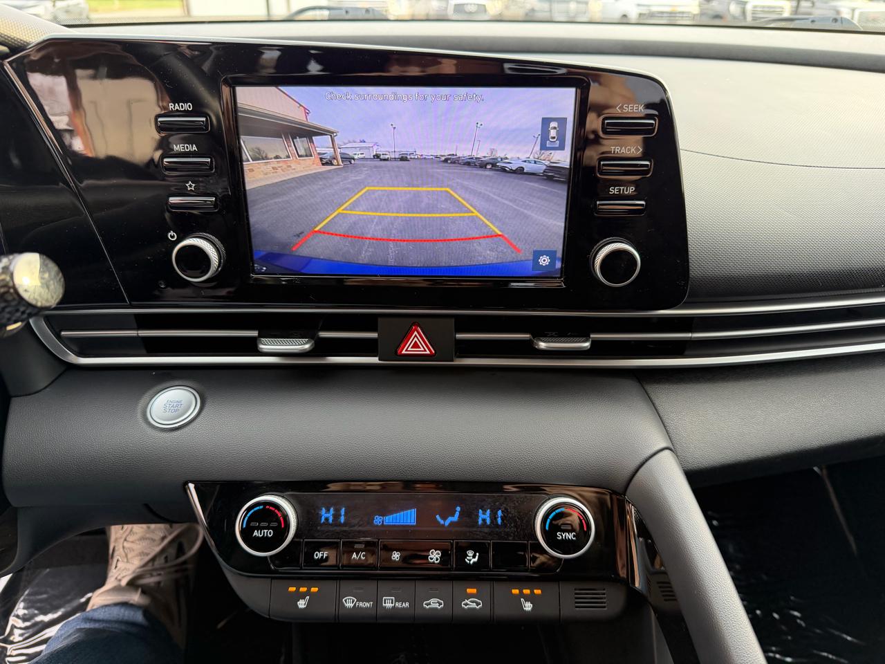 Hyundai Elantra SEL IVT 2021