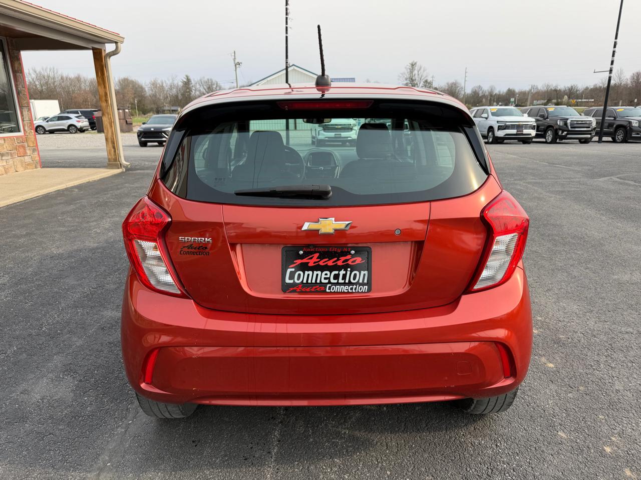 Chevrolet Spark 4dr HB CVT LS 2021