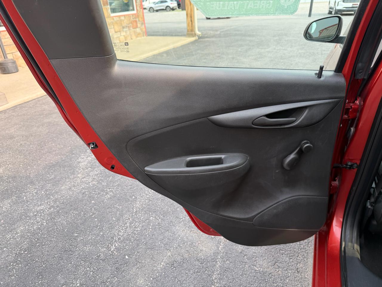 Chevrolet Spark 4dr HB CVT LS 2021