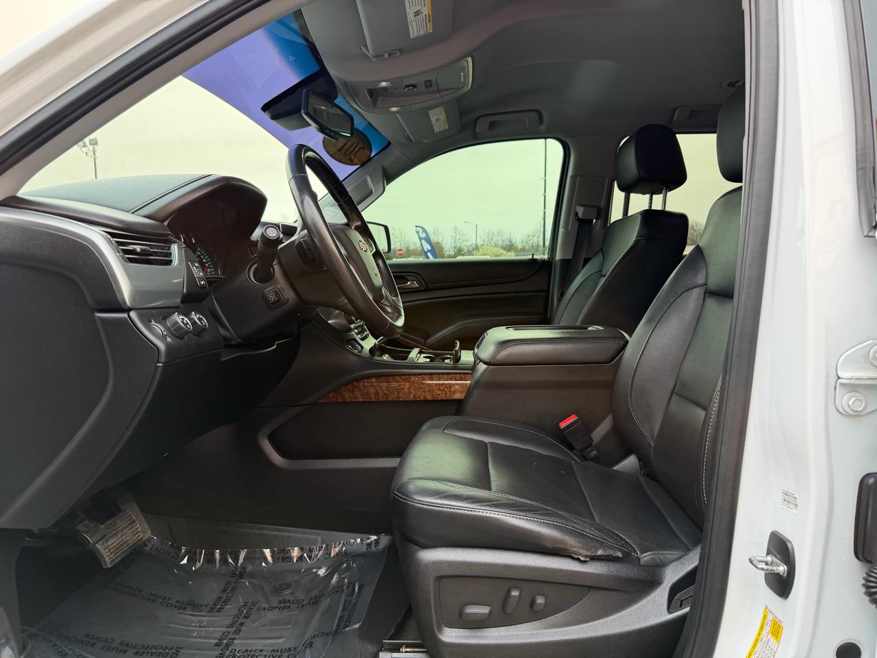 Chevrolet Suburban 4WD 4dr 1500 Premier 2017