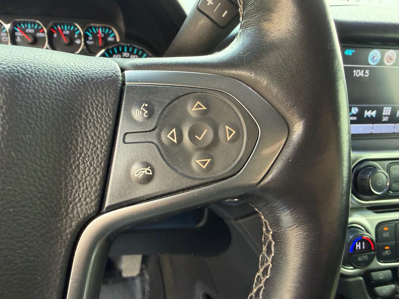 Chevrolet Suburban 4WD 4dr 1500 Premier 2017