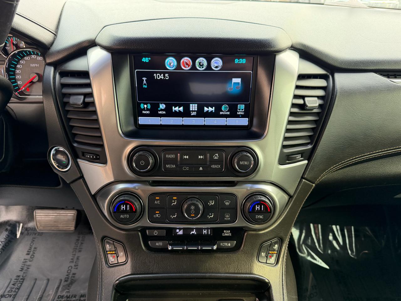 Chevrolet Suburban 4WD 4dr 1500 Premier 2017