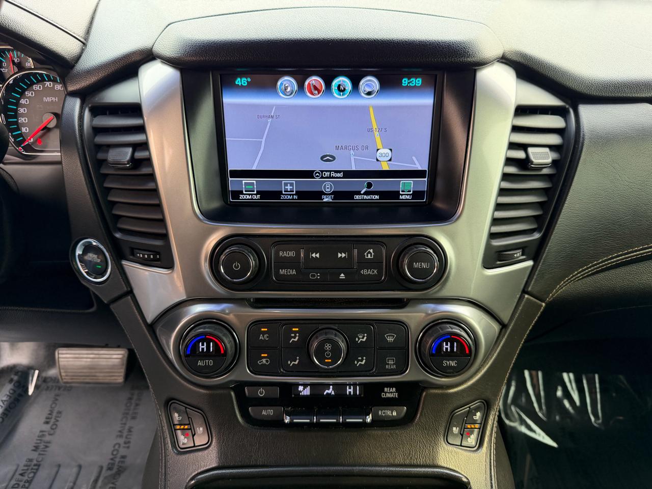 Chevrolet Suburban 4WD 4dr 1500 Premier 2017