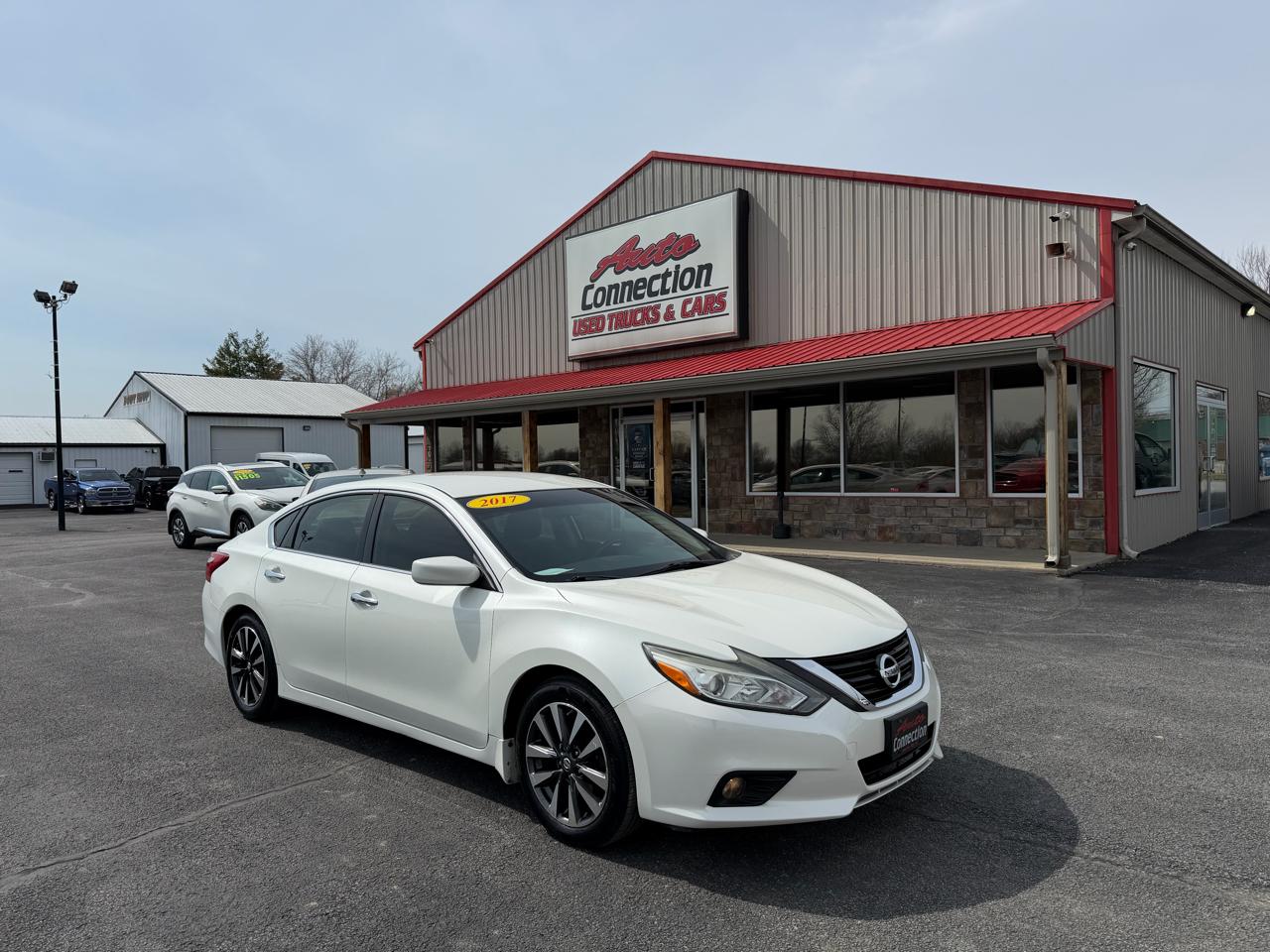 Nissan Altima 2.5 SV Sedan 2017