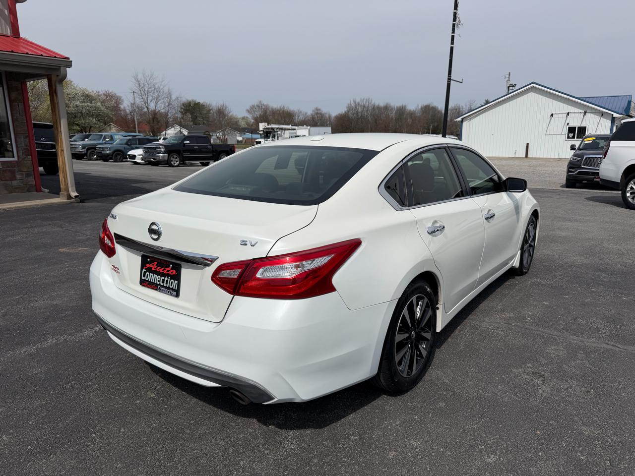 Nissan Altima 2.5 SV Sedan 2017