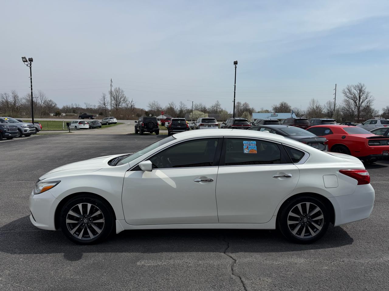 Nissan Altima 2.5 SV Sedan 2017