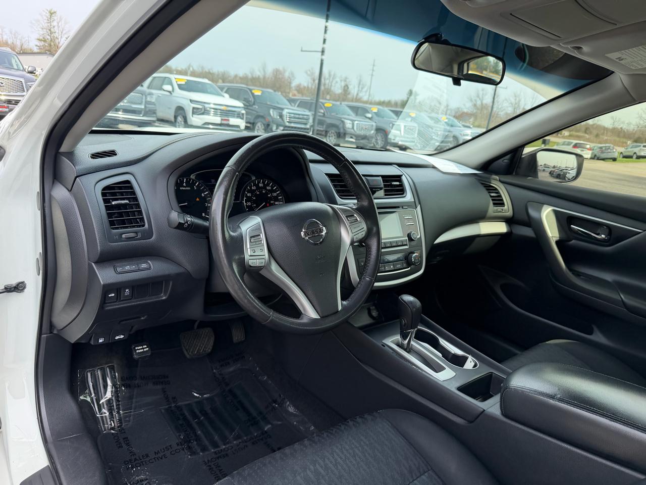 Nissan Altima 2.5 SV Sedan 2017