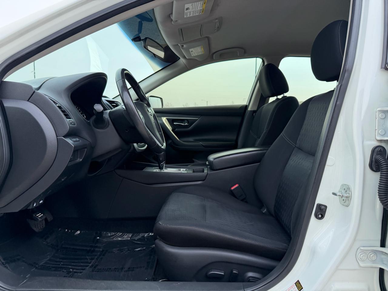 Nissan Altima 2.5 SV Sedan 2017