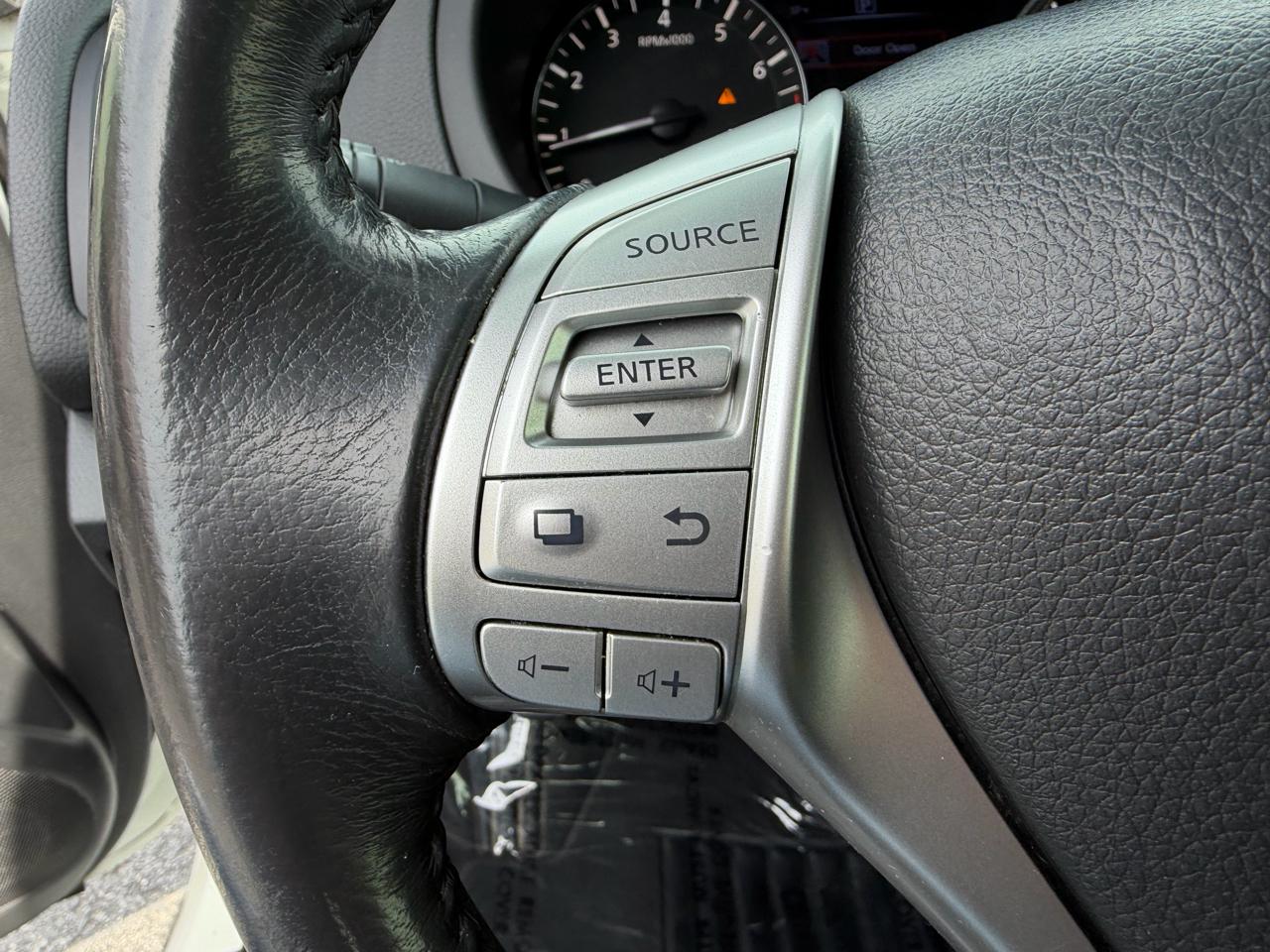 Nissan Altima 2.5 SV Sedan 2017