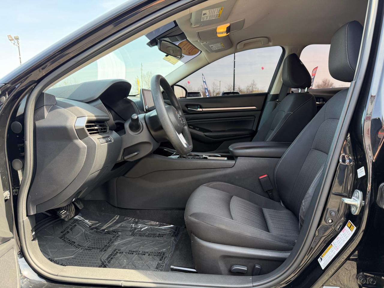 Nissan Altima 2.5 SV Sedan 2021