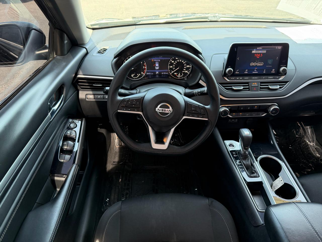 Nissan Altima 2.5 SV Sedan 2021