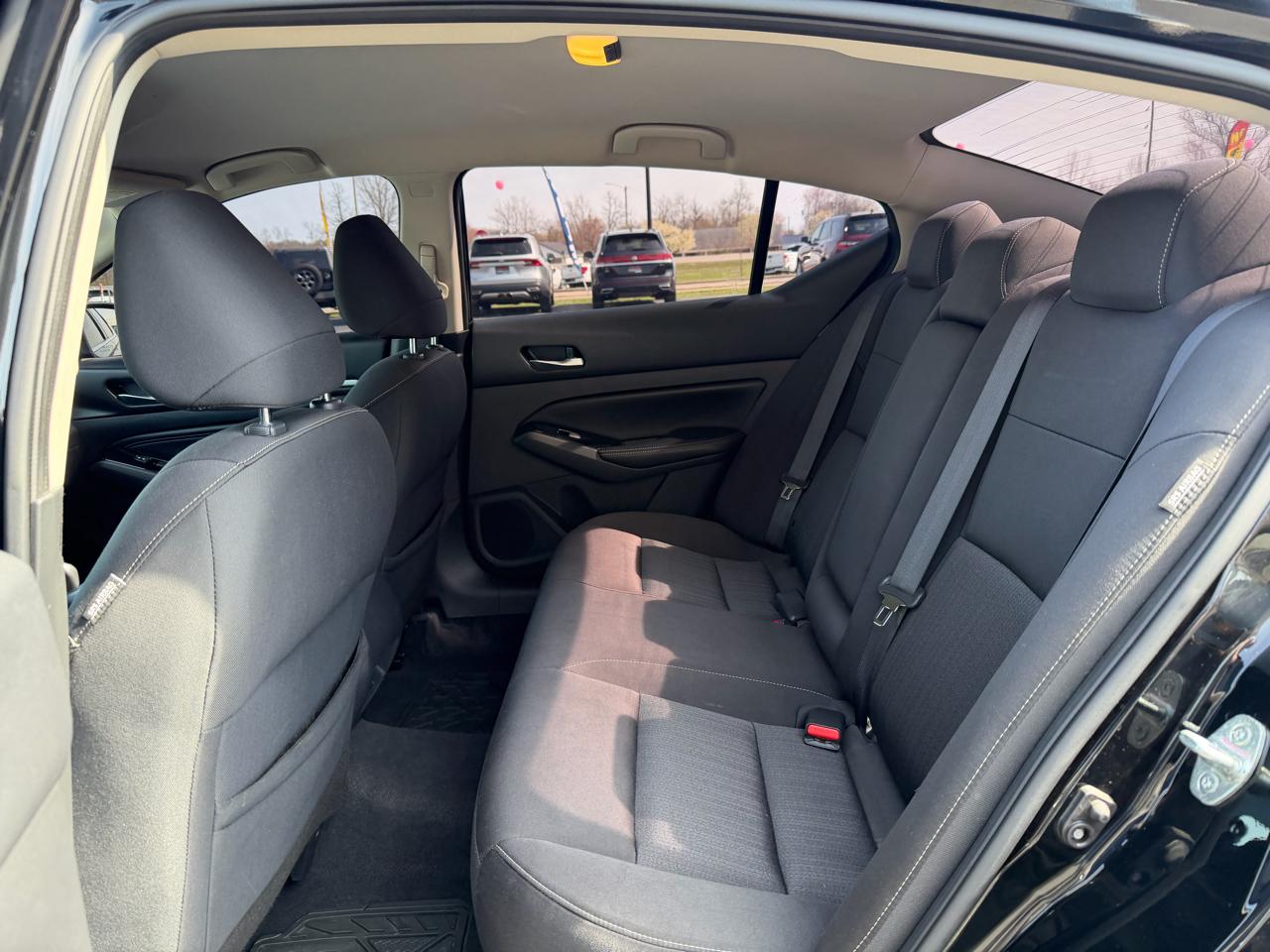 Nissan Altima 2.5 SV Sedan 2021