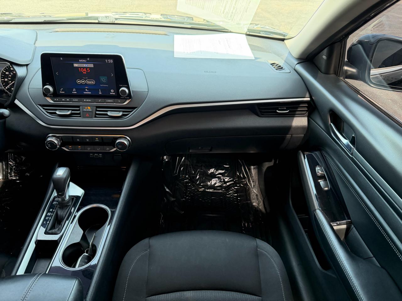 Nissan Altima 2.5 SV Sedan 2021