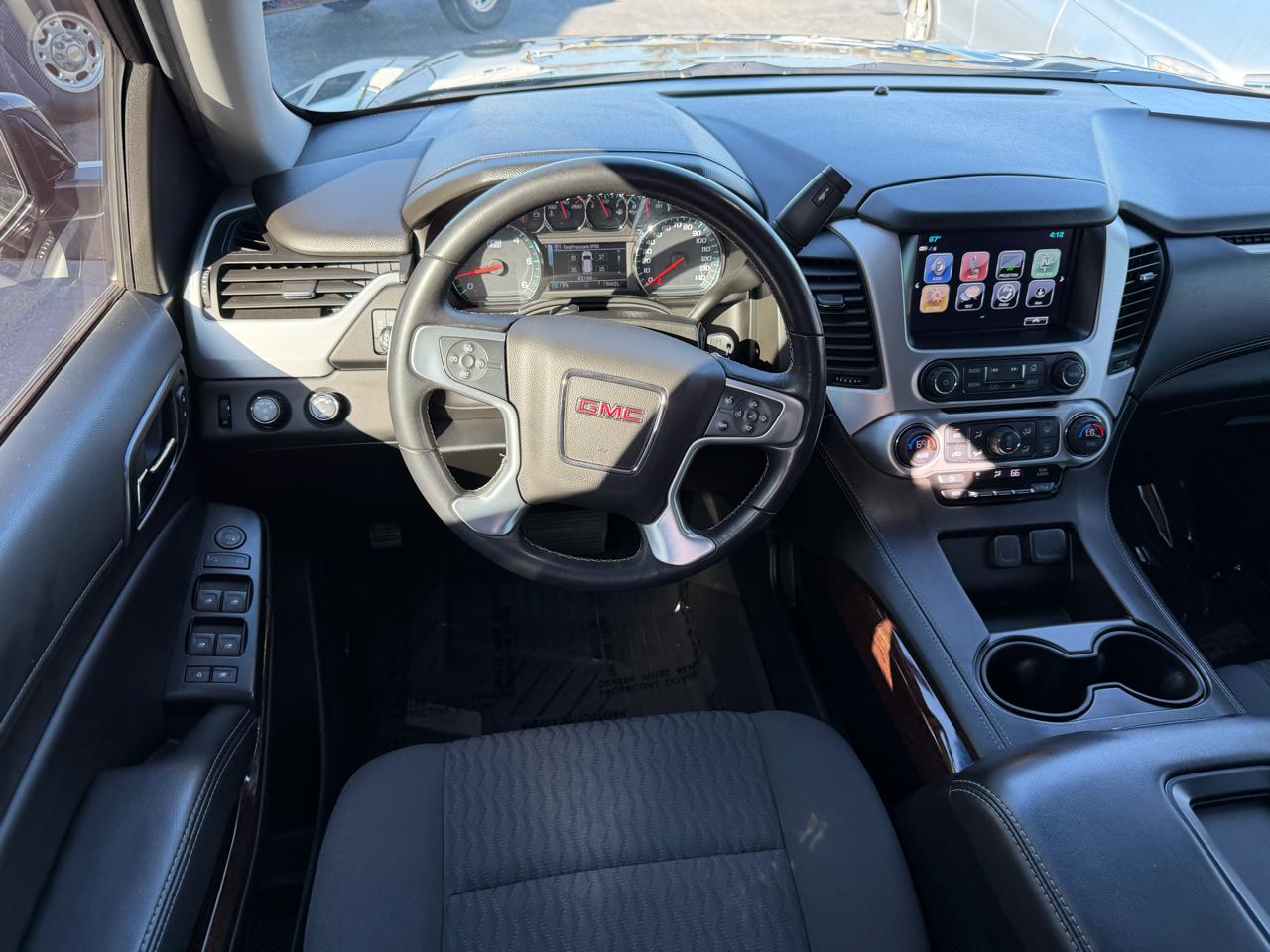 GMC Yukon 4WD 4dr SLE 2019