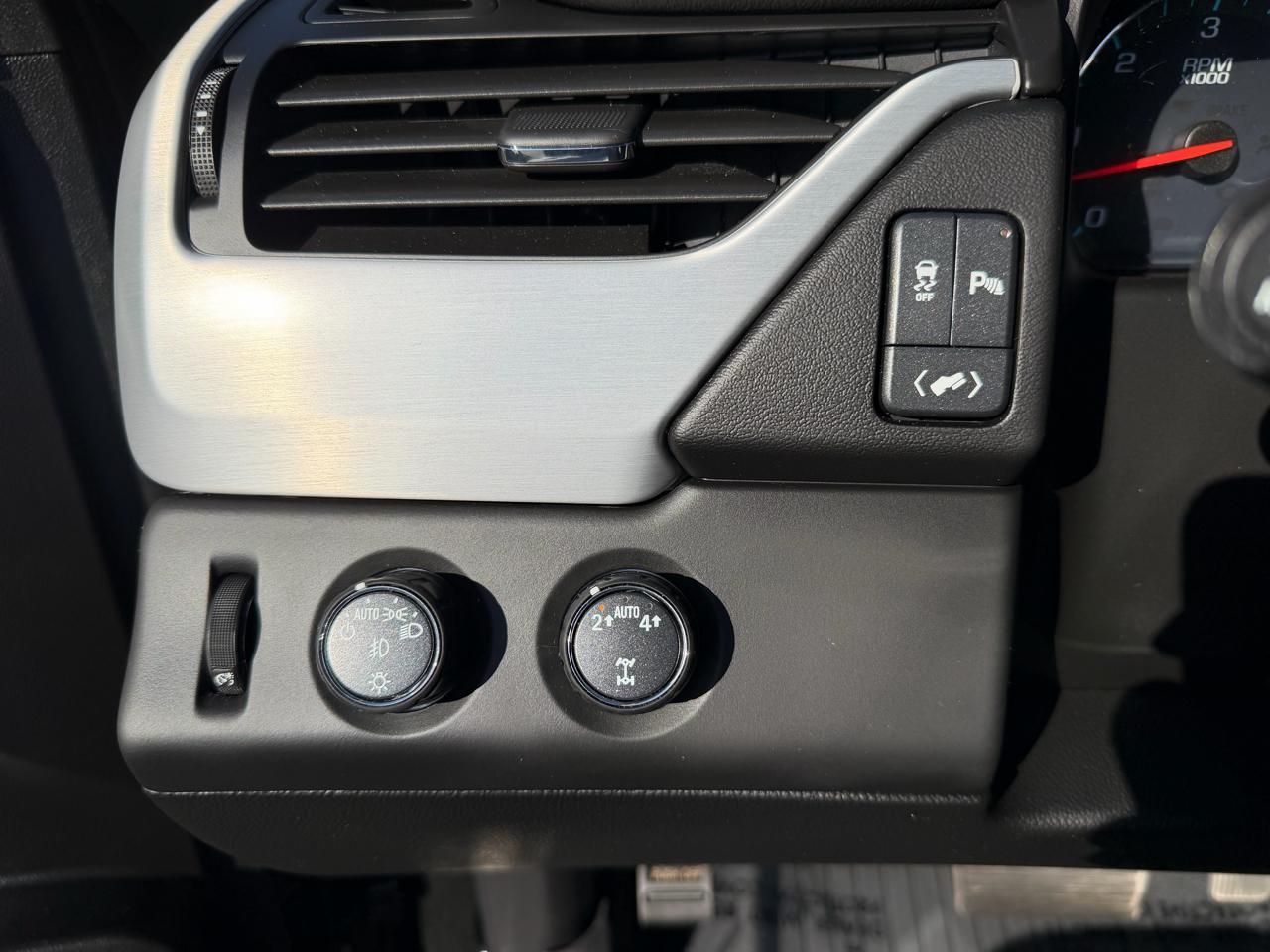 GMC Yukon 4WD 4dr SLE 2019