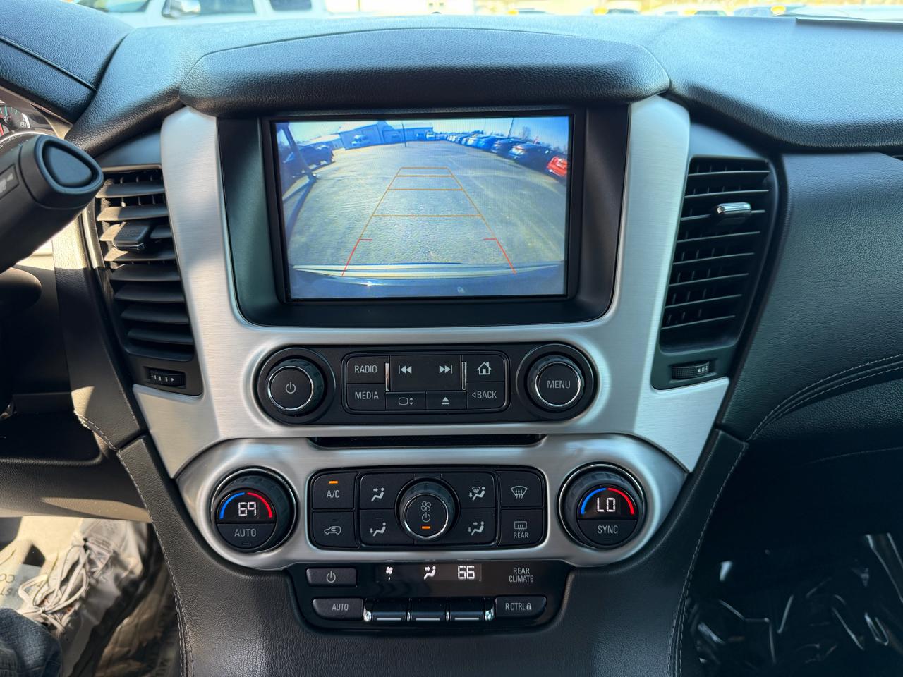 GMC Yukon 4WD 4dr SLE 2019