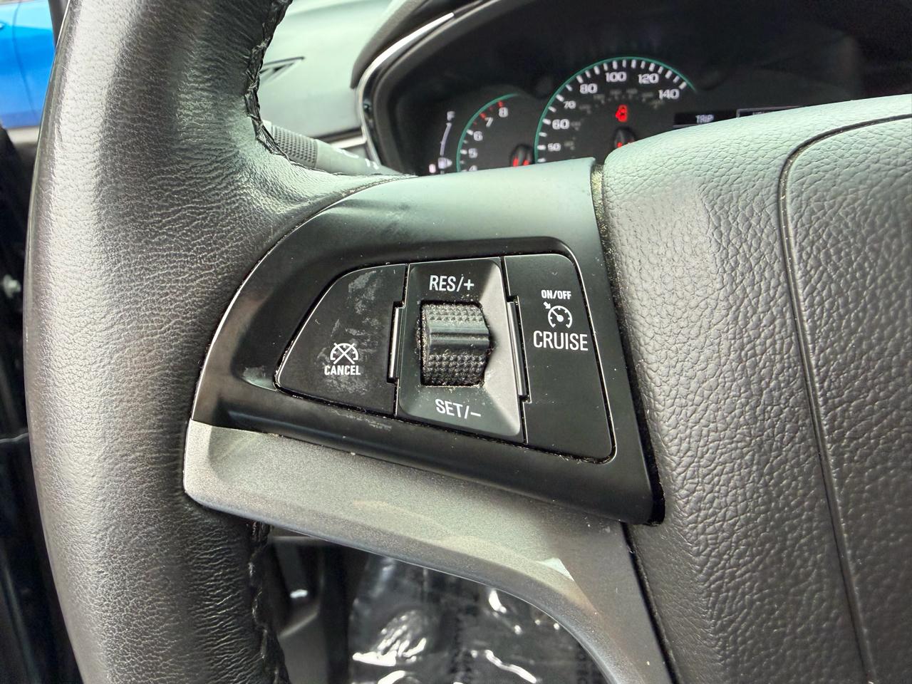 Chevrolet Trax FWD 4dr LT 2021