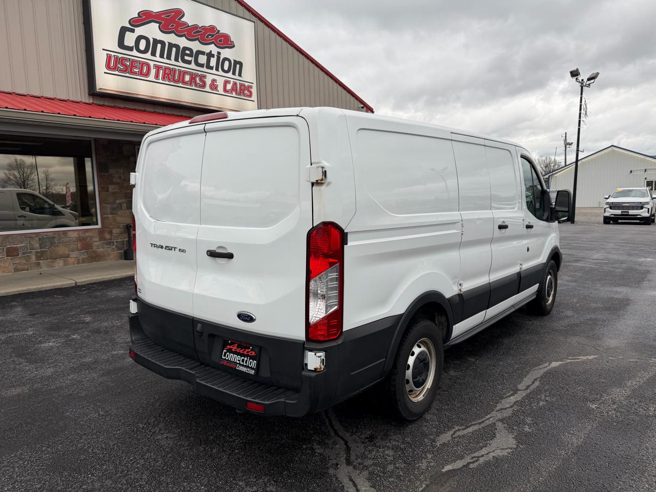 Ford Transit Van T-150 130" Low Rf 8600 GVWR Swing-Out RH Dr 2019