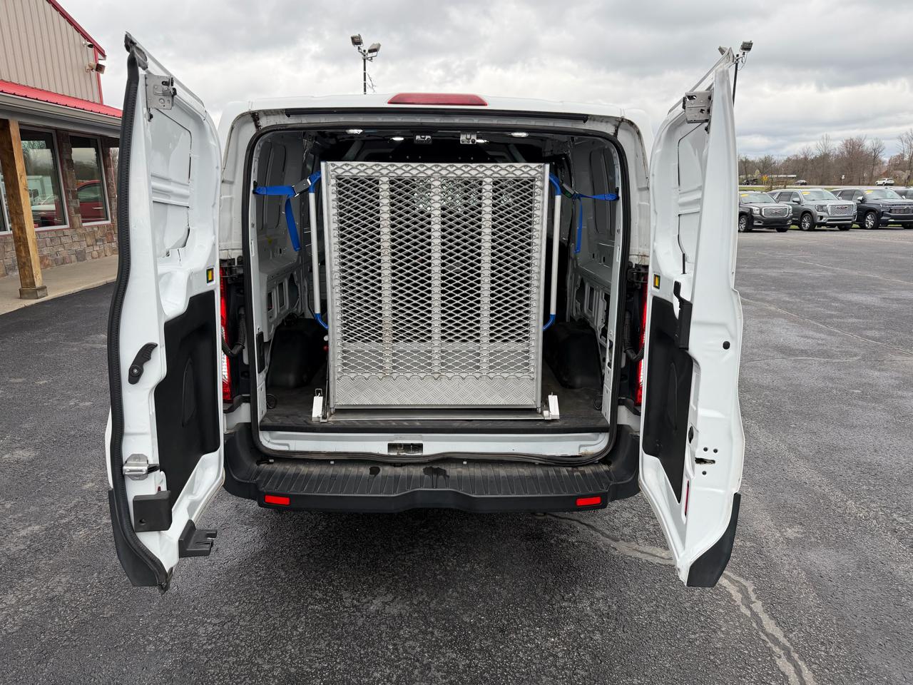 Ford Transit Van T-150 130" Low Rf 8600 GVWR Swing-Out RH Dr 2019
