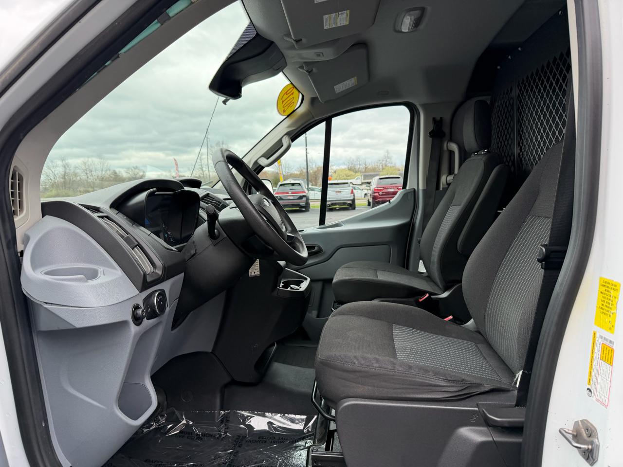 Ford Transit Van T-150 130" Low Rf 8600 GVWR Swing-Out RH Dr 2019