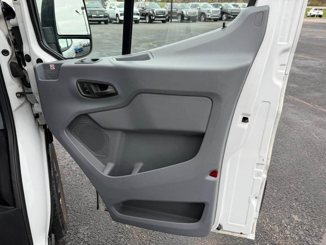 Ford Transit Van T-150 130" Low Rf 8600 GVWR Swing-Out RH Dr 2019