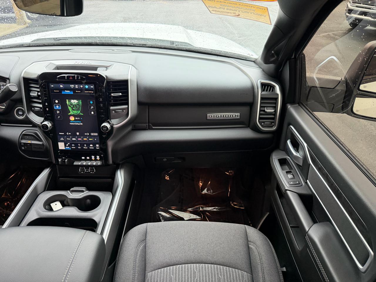 RAM 3500 Big Horn 4x4 Crew Cab 8' Box 2024