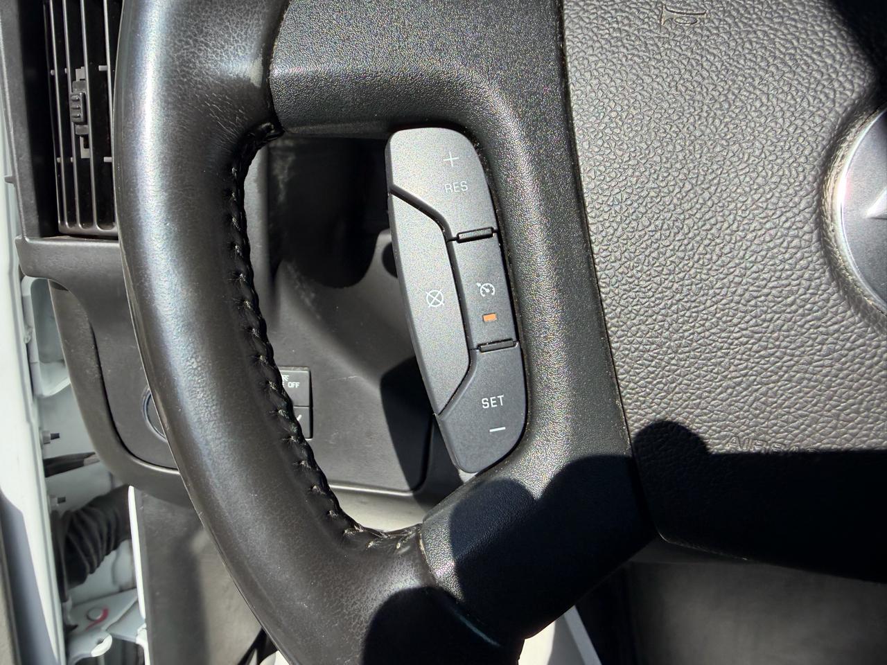 Chevrolet Express Cargo Van RWD 2500 135" 2021