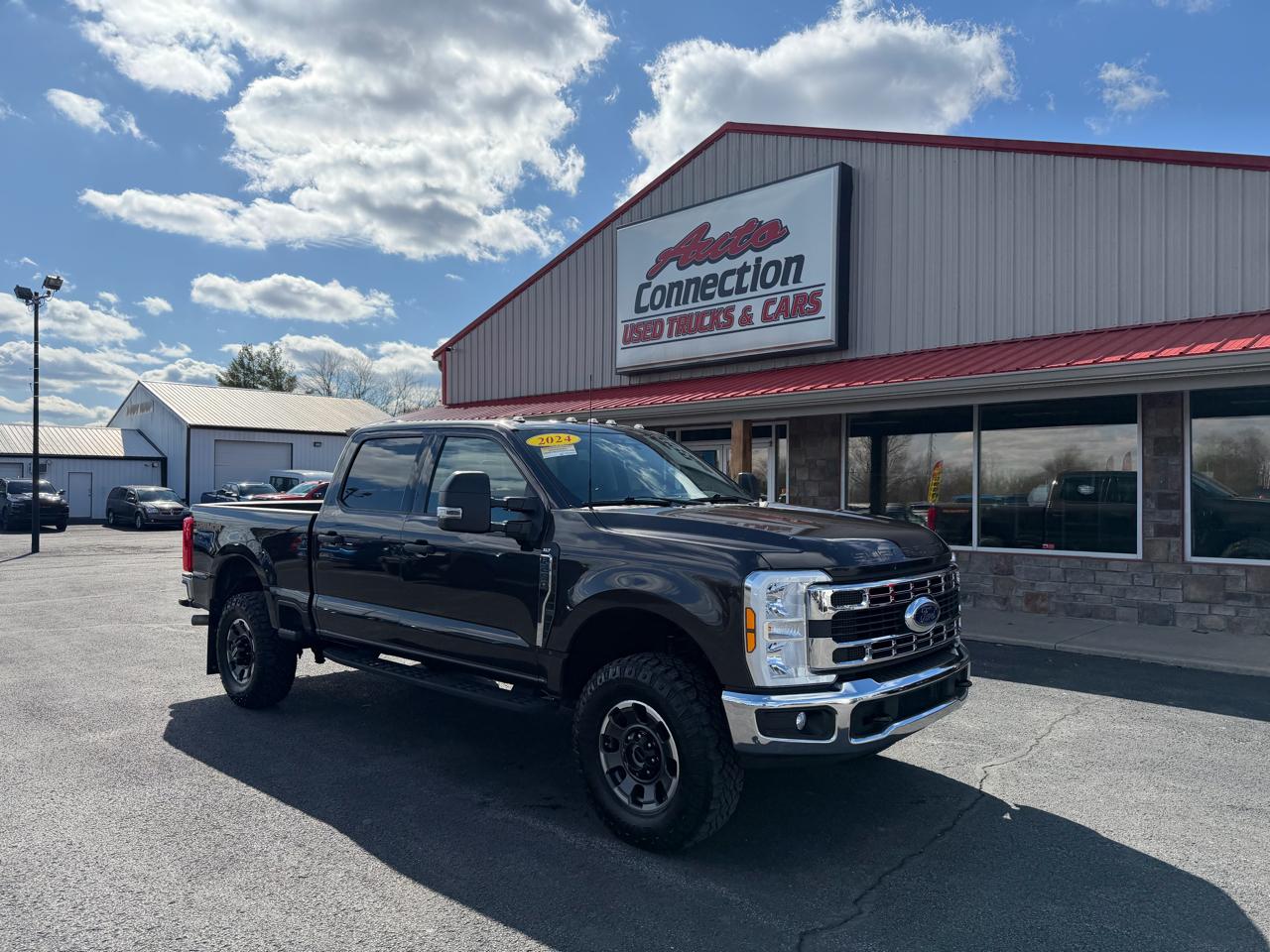Ford Super Duty F-250 SRW 4WD Crew Cab 156" XLT 2024