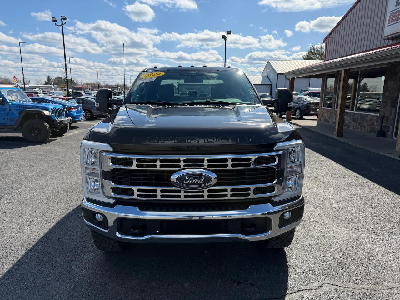 Ford Super Duty F-250 SRW 4WD Crew Cab 156" XLT 2024