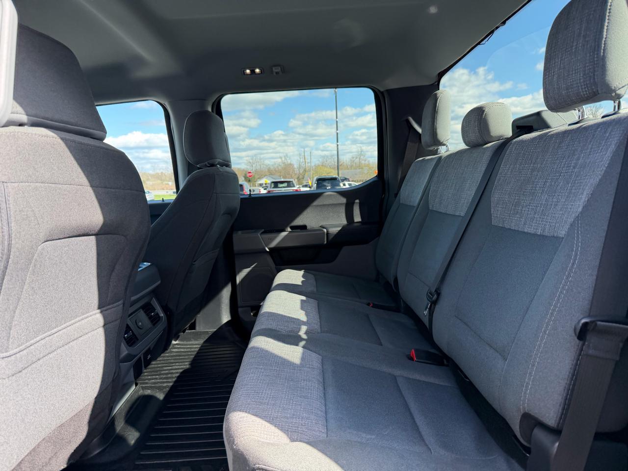 Ford Super Duty F-250 SRW 4WD Crew Cab 156" XLT 2024