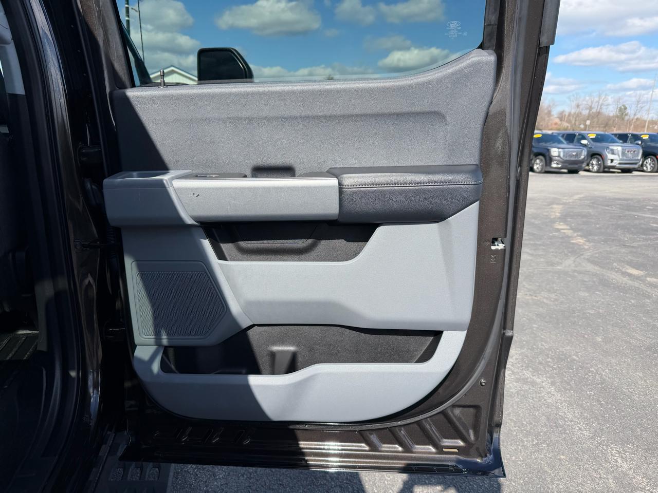 Ford Super Duty F-250 SRW 4WD Crew Cab 156" XLT 2024