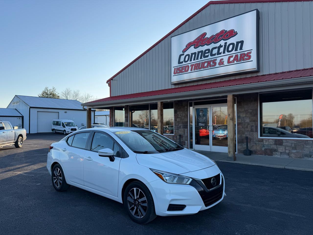 Nissan Versa SV CVT 2021
