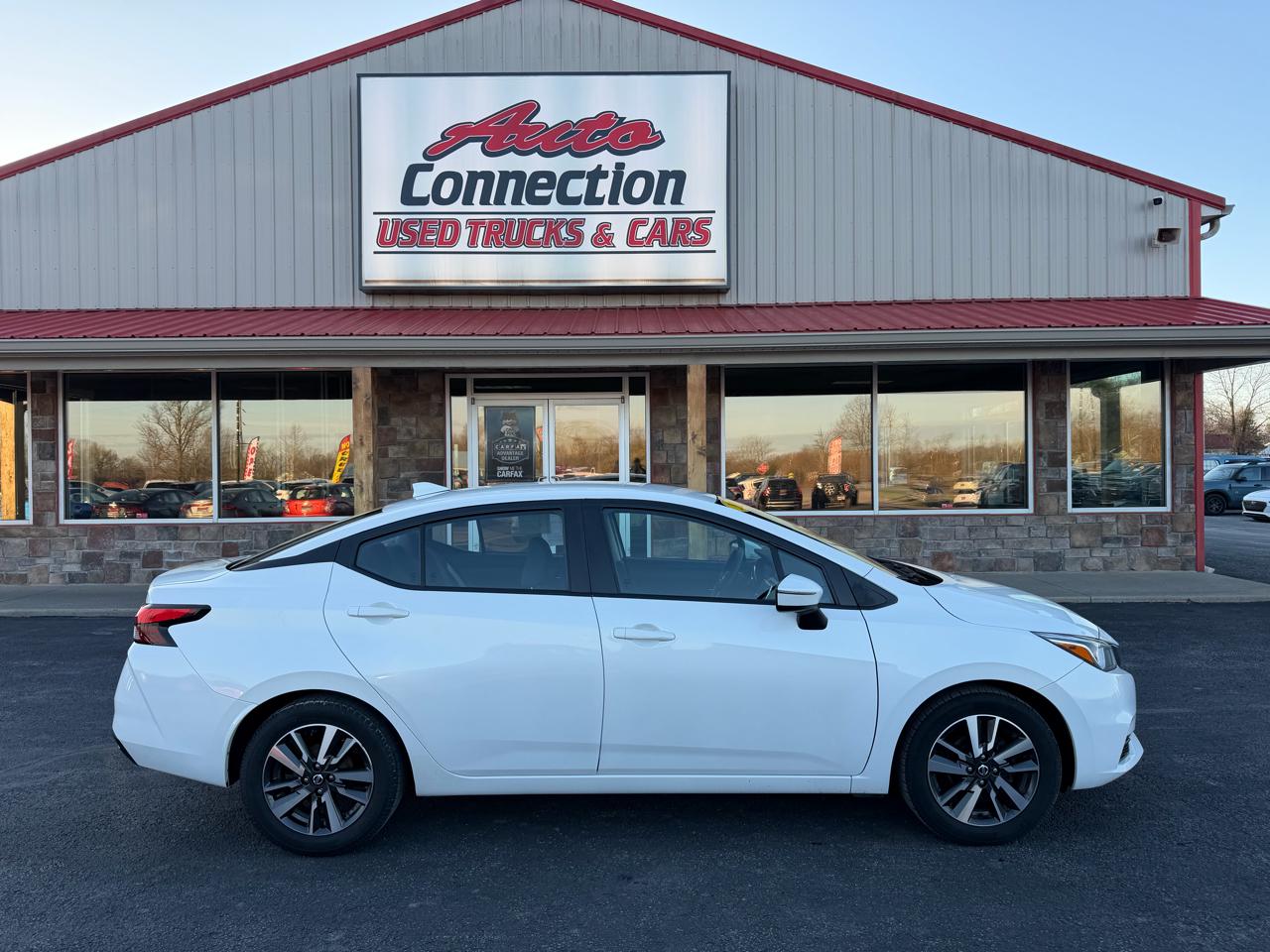 Nissan Versa SV CVT 2021