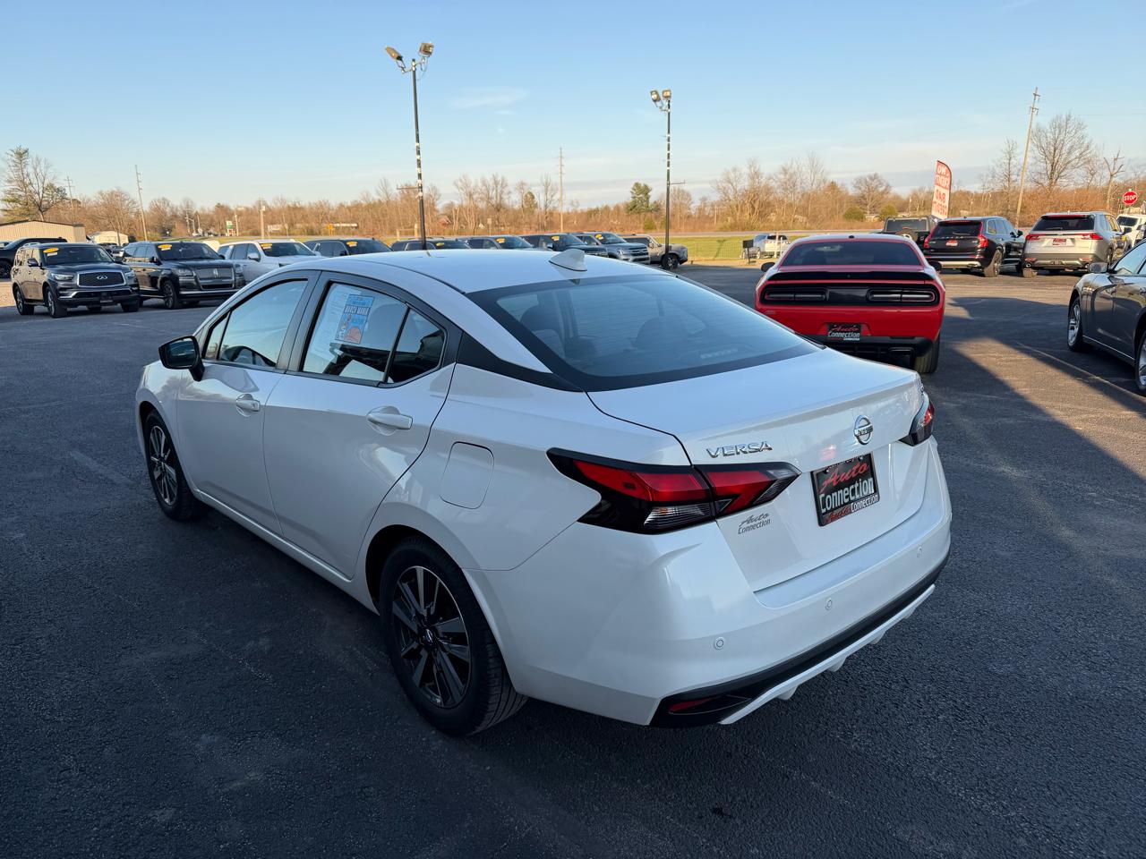 Nissan Versa SV CVT 2021