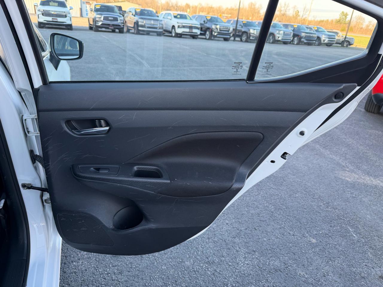 Nissan Versa SV CVT 2021