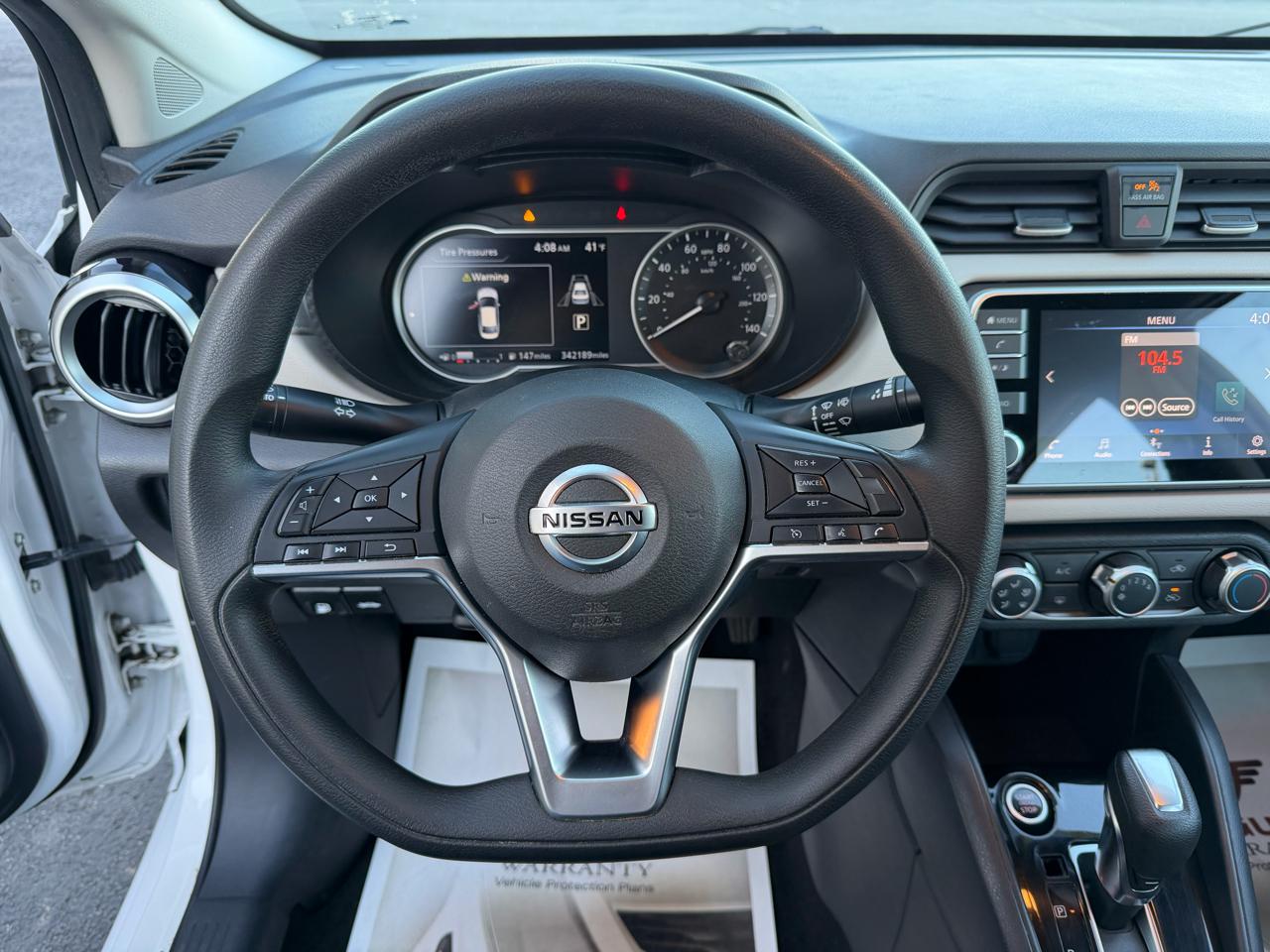 Nissan Versa SV CVT 2021