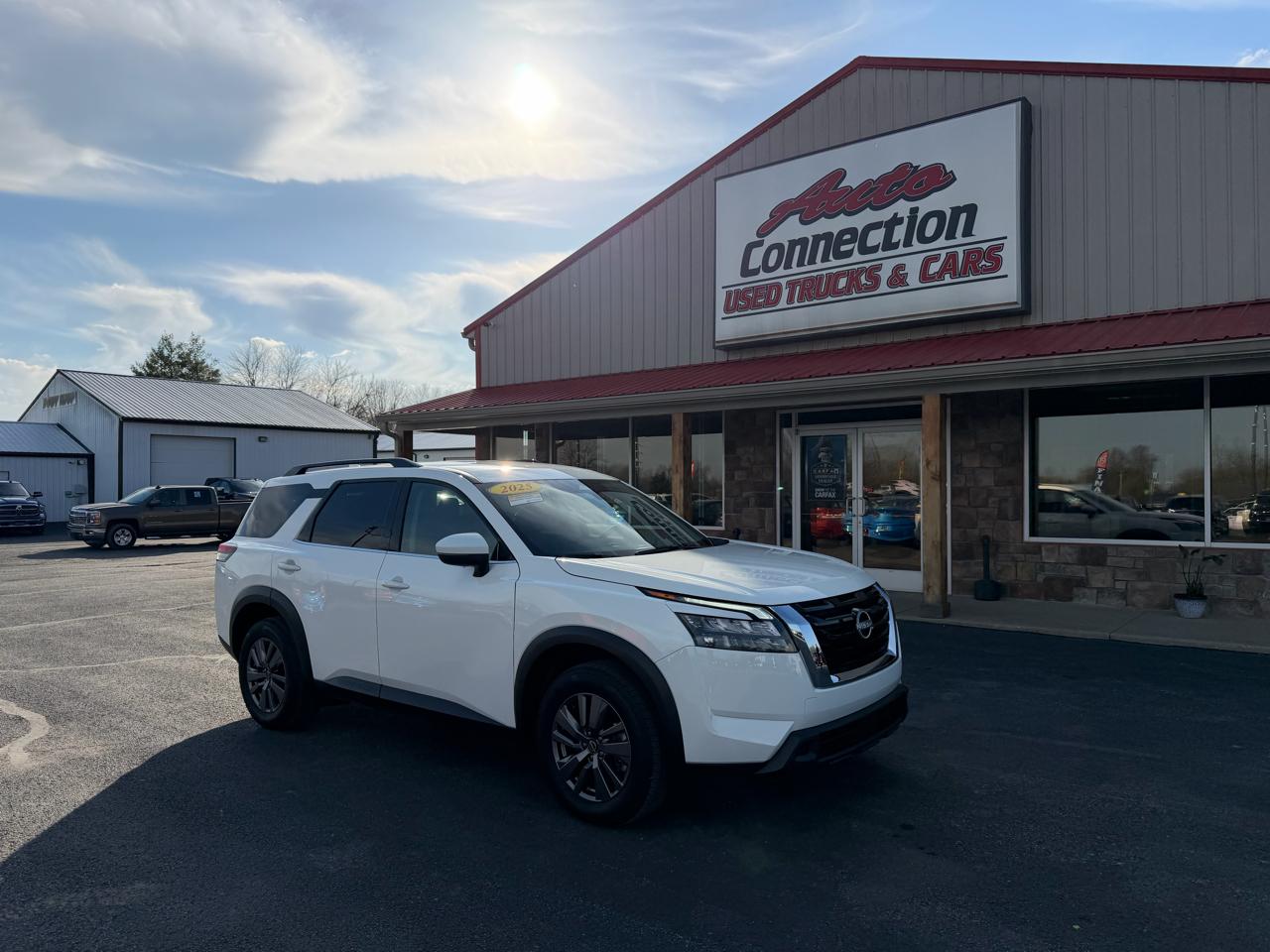 Nissan Pathfinder SV 2WD 2025