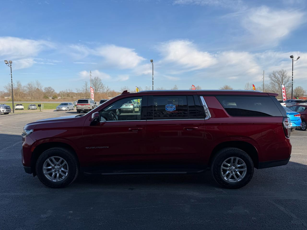 Chevrolet Suburban 4WD 4dr LT 2022