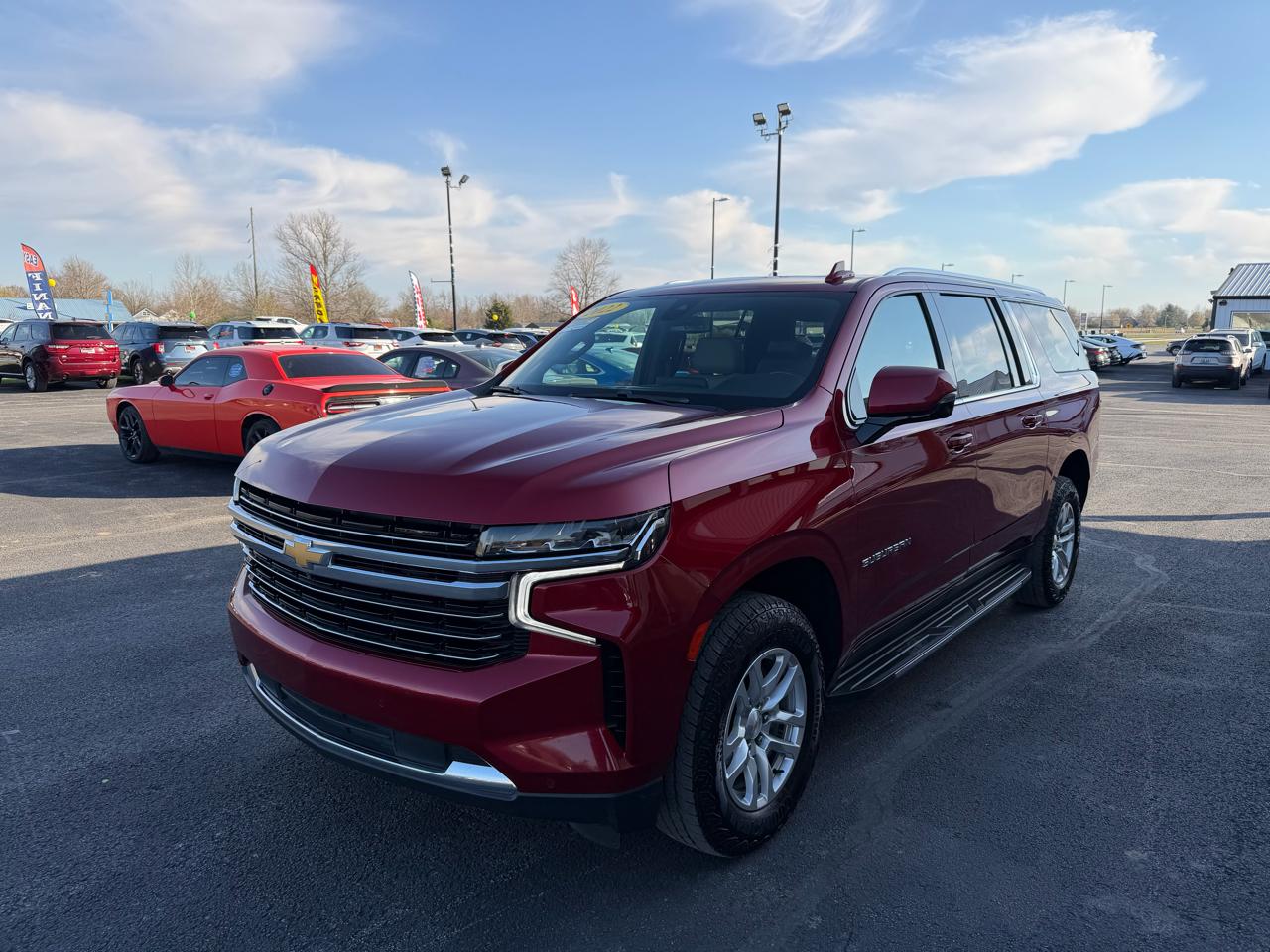 Chevrolet Suburban 4WD 4dr LT 2022