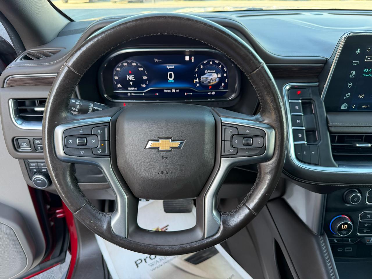 Chevrolet Suburban 4WD 4dr LT 2022