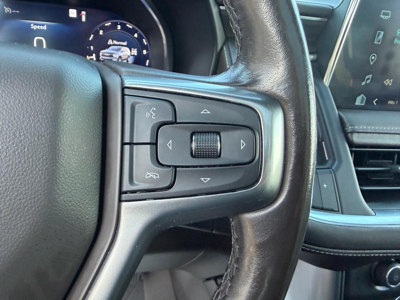 Chevrolet Suburban 4WD 4dr LT 2022