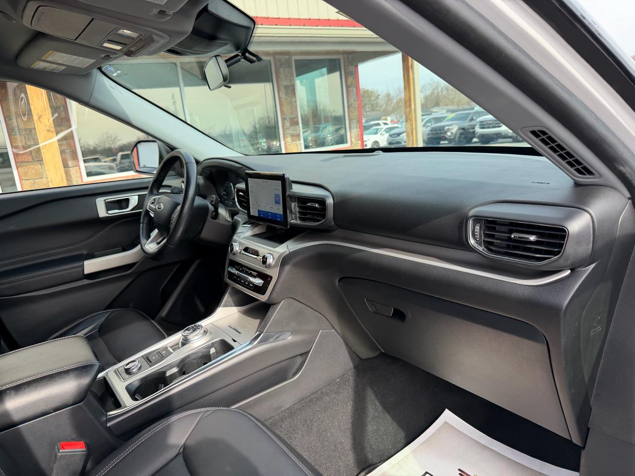 Ford Explorer 4WD 4dr XLT 2021