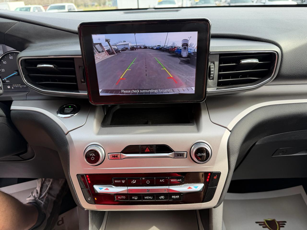 Ford Explorer 4WD 4dr XLT 2021