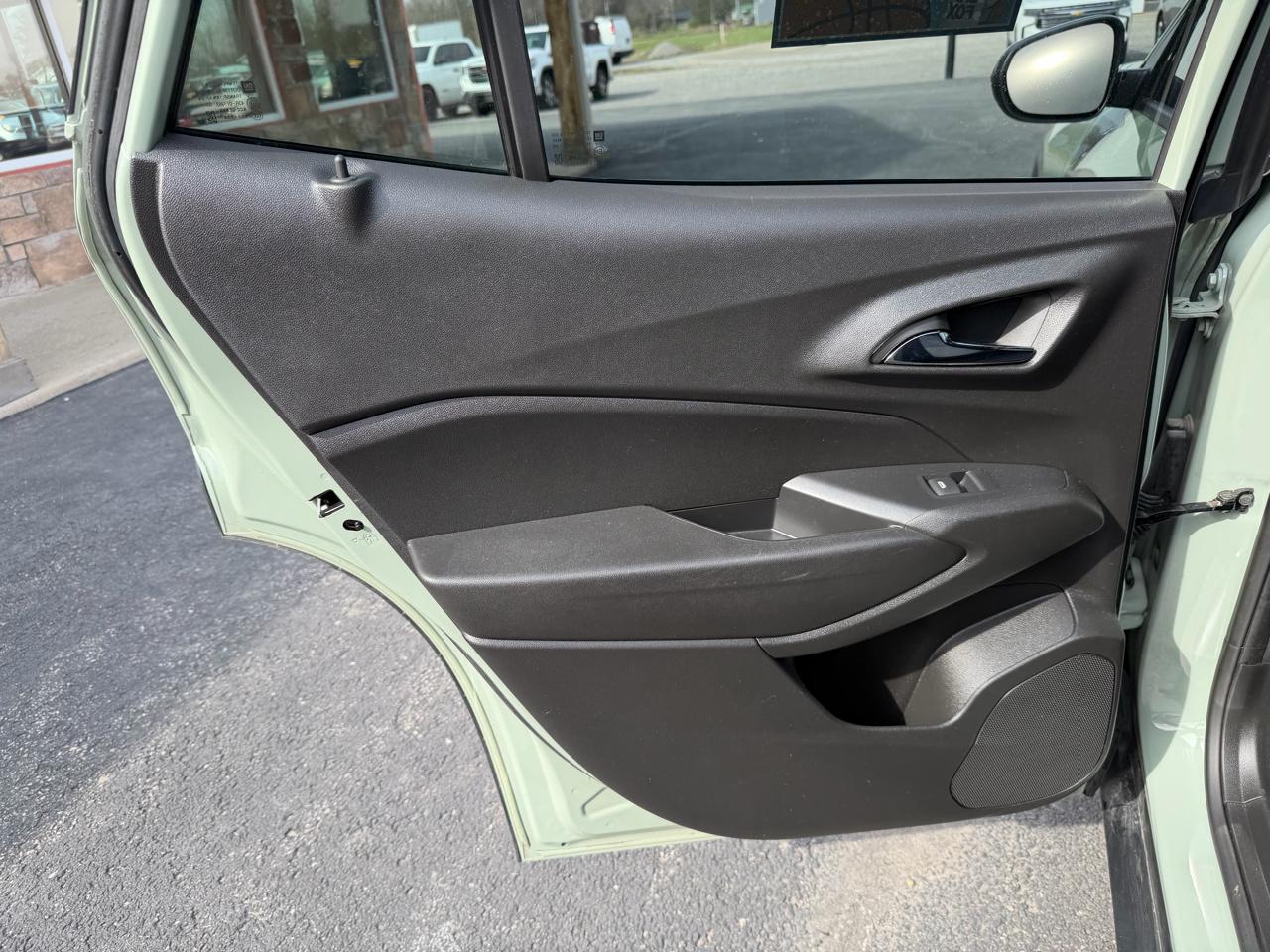 Chevrolet Trax FWD 4dr 1RS 2024