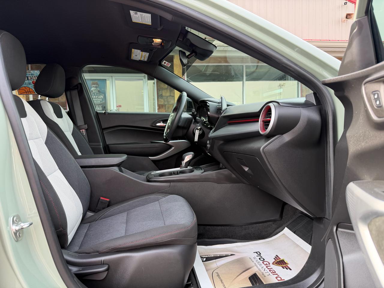 Chevrolet Trax FWD 4dr 1RS 2024