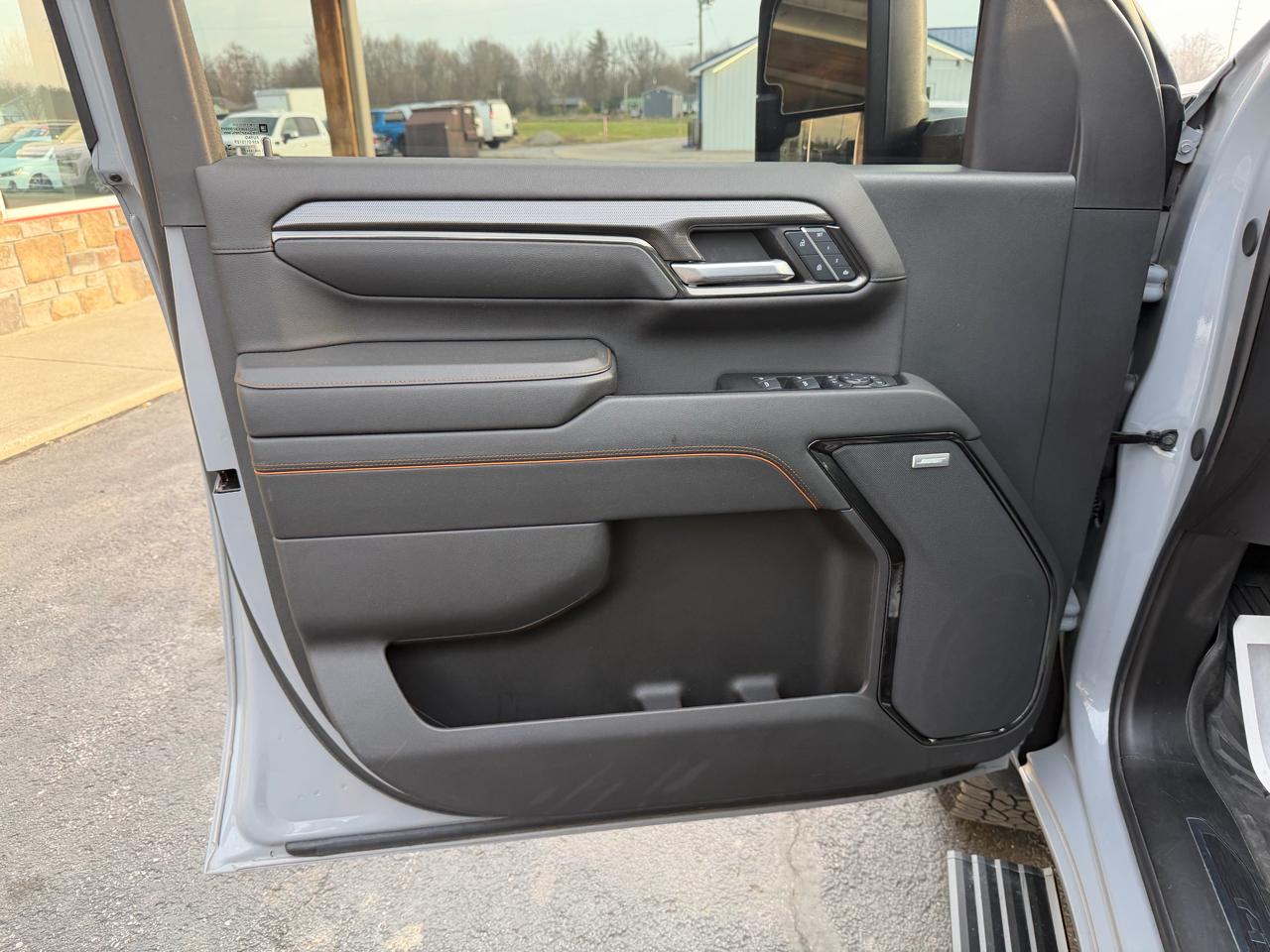 GMC Sierra 2500HD 4WD Crew Cab 159" AT4 2024